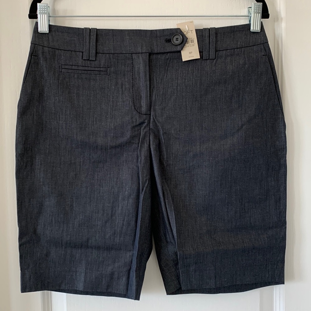 LOFT Julie Faux Blue Jean 9.5” Inseam Bermuda Shorts Size 8P New With Tag